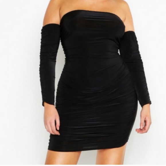 Dresses & Skirts - Sexy Little Black Dress w/attached sleeves